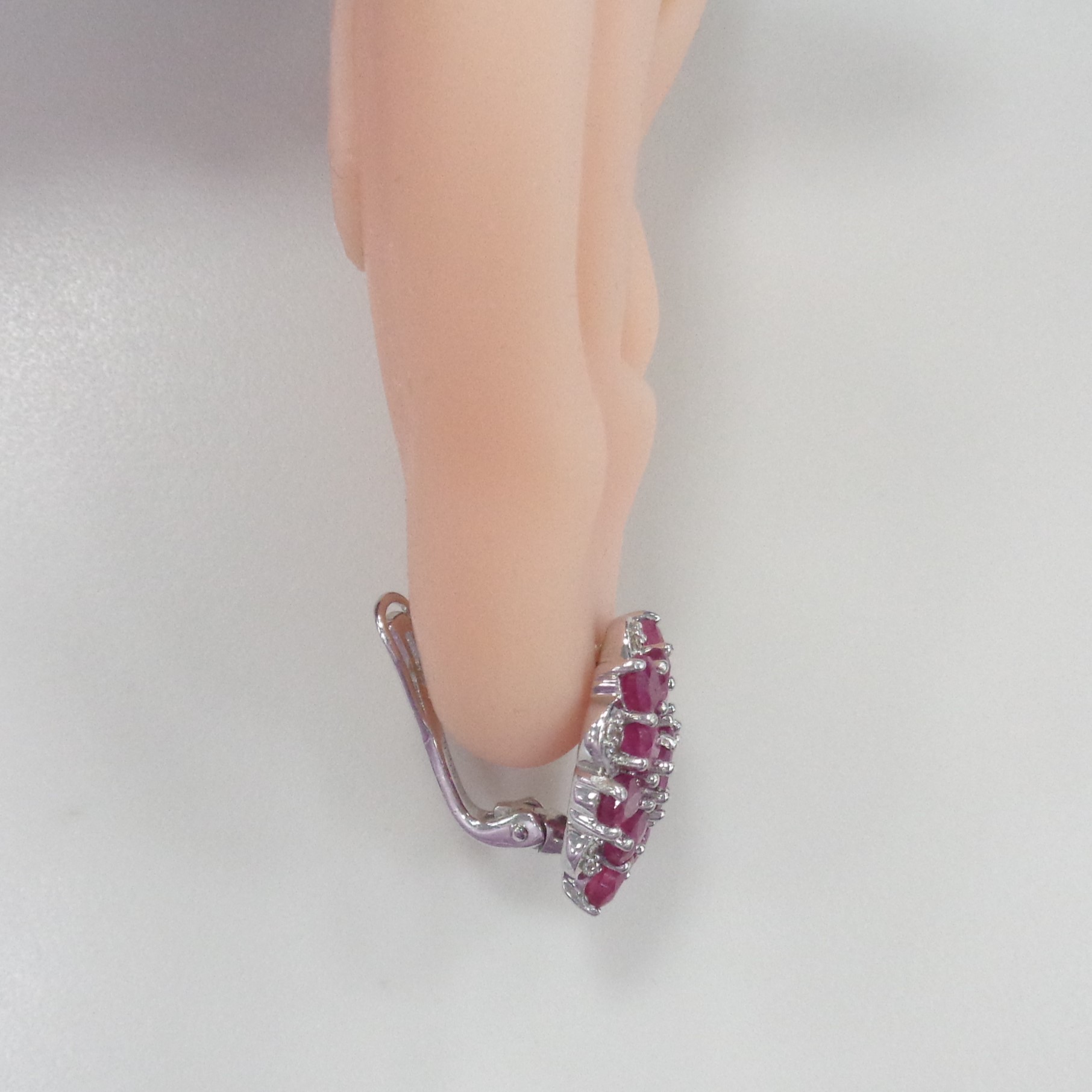 Серебряные серьги с рубинами